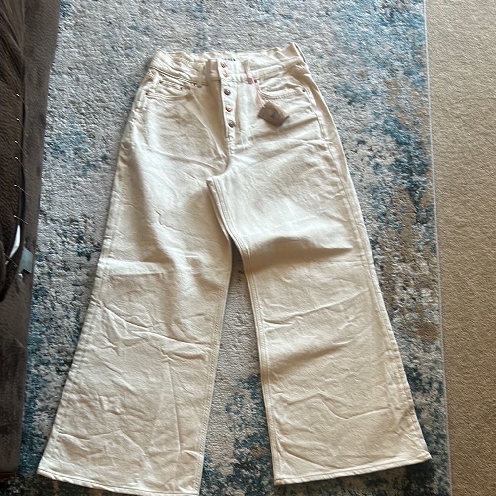 Boden Cream Wide-Leg Jeans